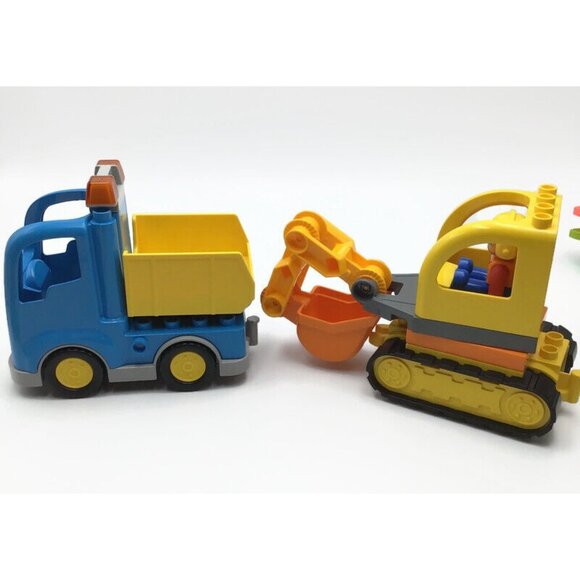 LEGO DUPLO Truck & Tracked Excavator 10812 Construction Site Vehicles *Complete* - Picture 4 of 7